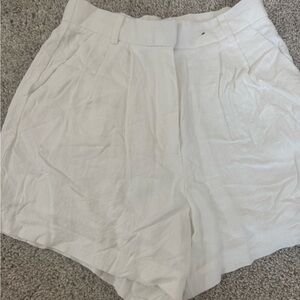 Abercrombie & Fitch White High-Rise Pleated Shorts